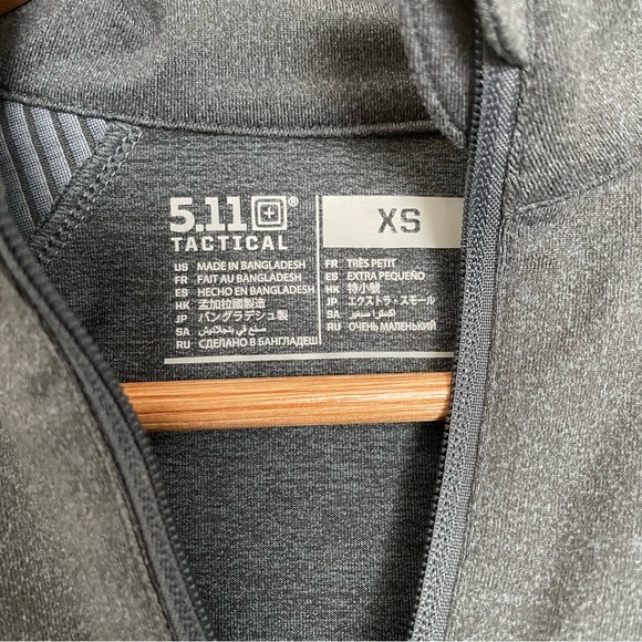 5.11 Tactical women’s athletic top - Picture 2 of 3